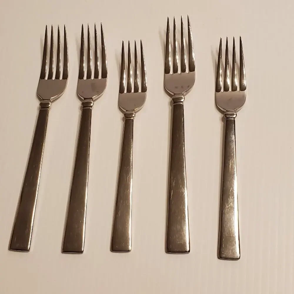 Lot of 10 Pieces Pfaltzgraff Glossy Stainless Flatware. Pre-owned, good shape